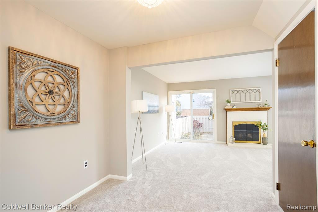 24548 BASHIAN Drive, Novi, MI — Photo 10