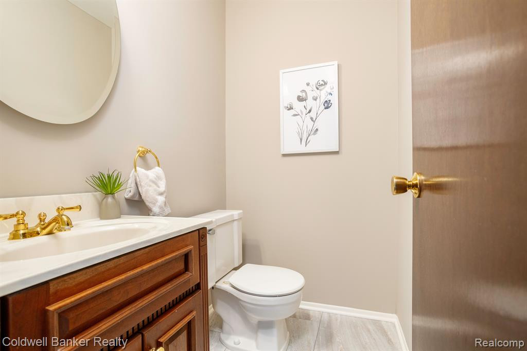24548 BASHIAN Drive, Novi, MI — Photo 15