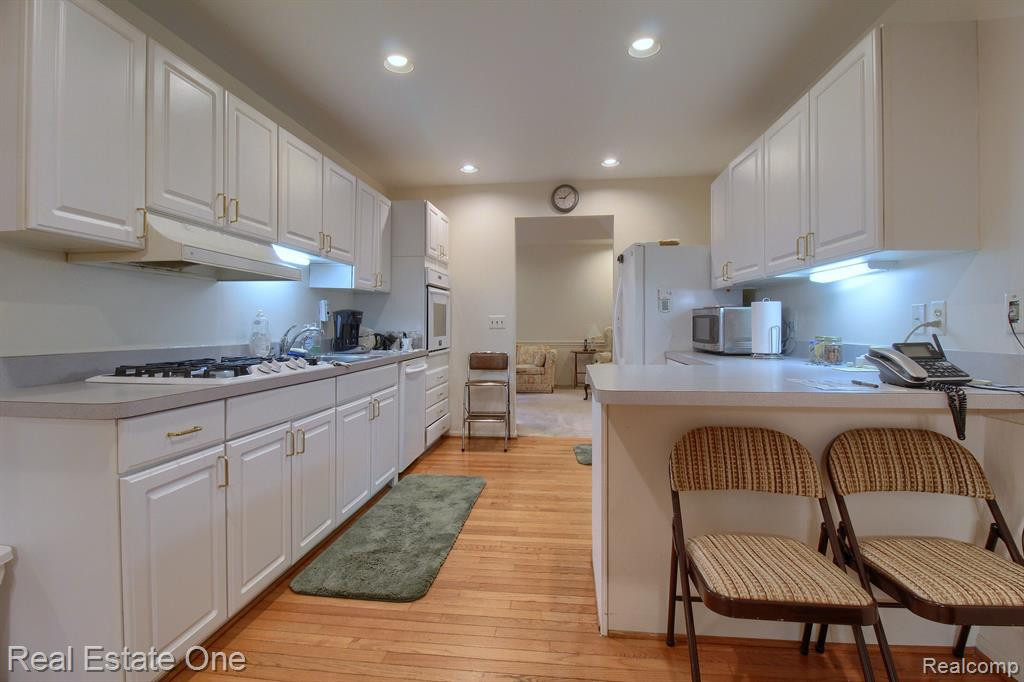 21396 MAGNOLIA, Farmington Hills, MI 48336 — Photo 6