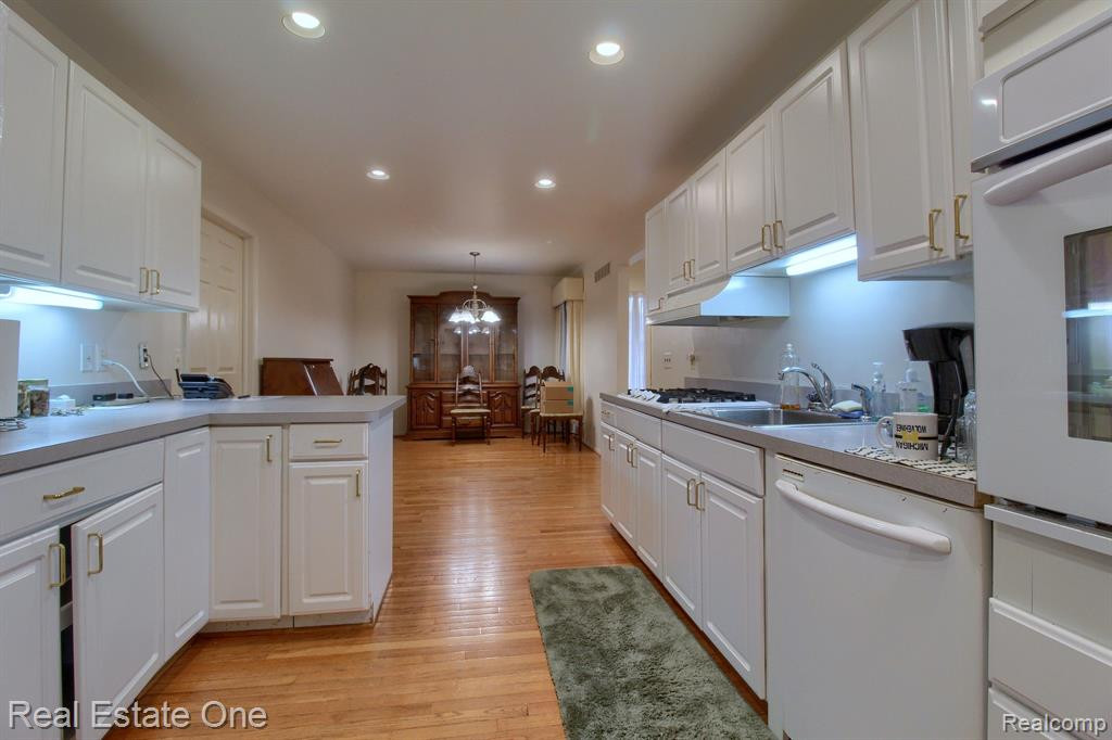 21396 MAGNOLIA, Farmington Hills, MI 48336 — Photo 7