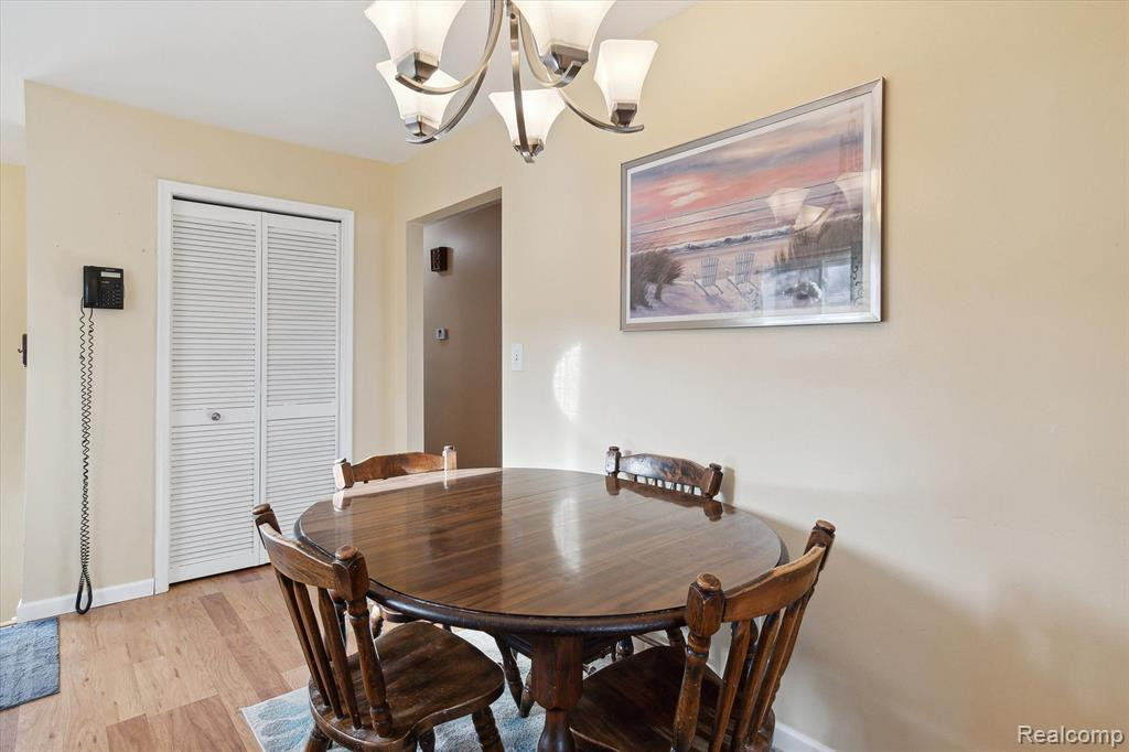 571 BAGLEY Avenue, Ypsilanti, MI 48198 — Photo 9