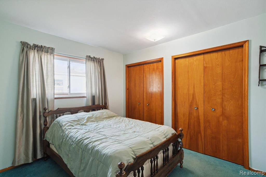 571 BAGLEY Avenue, Ypsilanti, MI 48198 — Photo 24