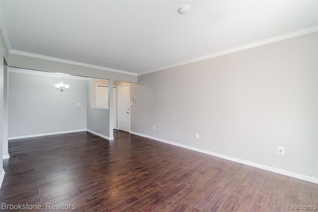 44467 SAVERY Drive, Canton, MI 48187 — Photo 6