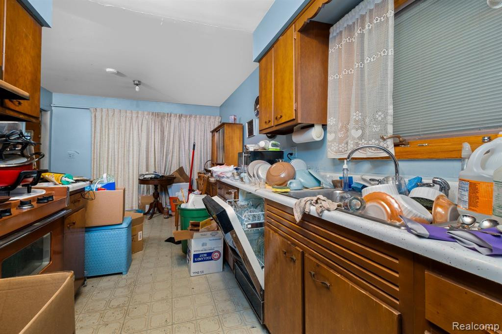 3445 FERNWOOD Avenue, Ann Arbor, MI 48108 — Photo 15
