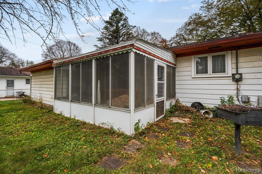 3445 FERNWOOD Avenue, Ann Arbor, MI 48108 — Photo 18