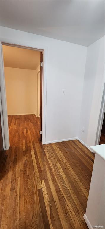 8237 BRISTOL Street, Westland, MI — Photo 20