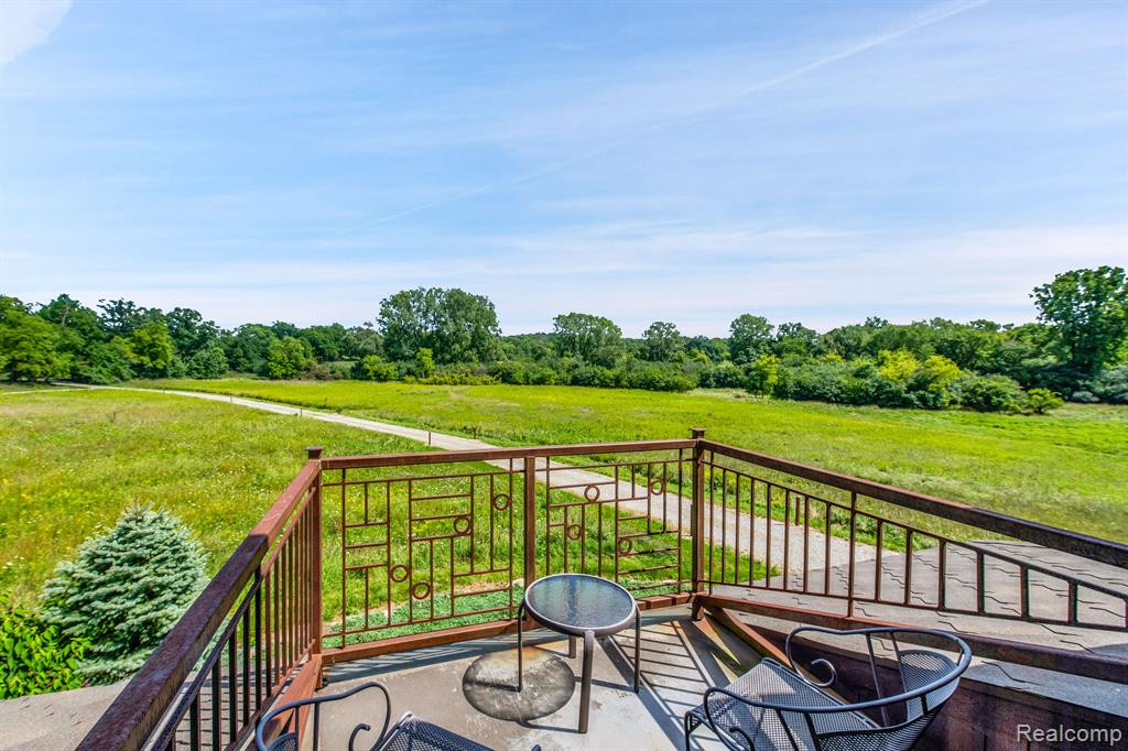 1407 W JOY Road, Ann Arbor, MI 48105 — Photo 40