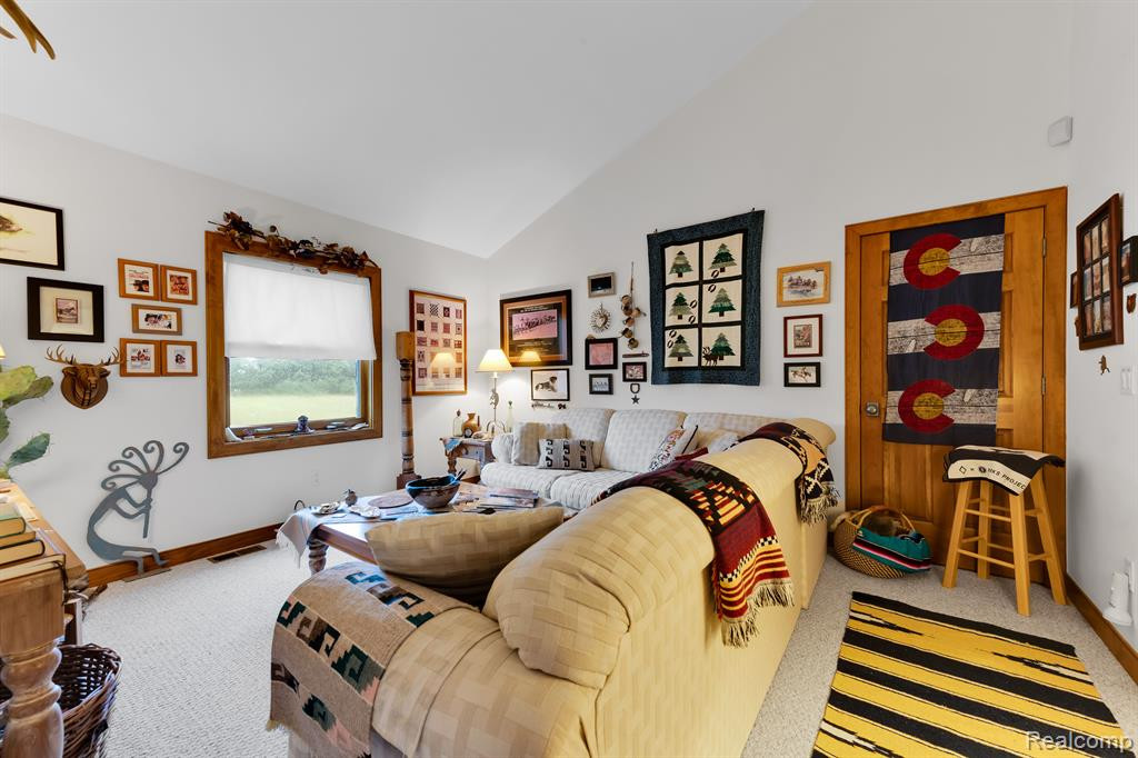 1407 W JOY Road, Ann Arbor, MI 48105 — Photo 41