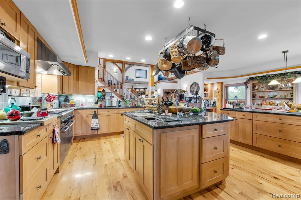 1407 W JOY Road, Ann Arbor, MI 48105 — Photo 19