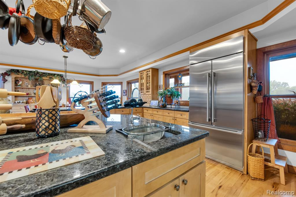 1407 W JOY Road, Ann Arbor, MI 48105 — Photo 21