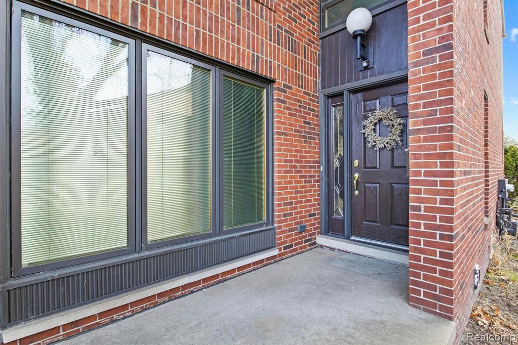 12 BLAIR Lane, Dearborn, MI 48120 — Photo 6