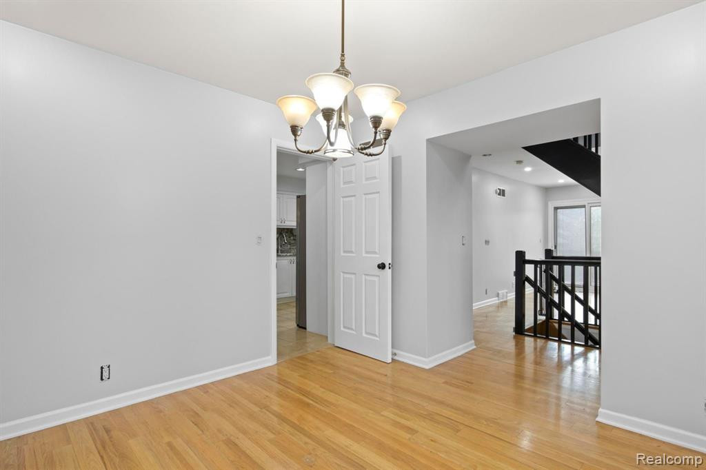 12 BLAIR Lane, Dearborn, MI 48120 — Photo 10