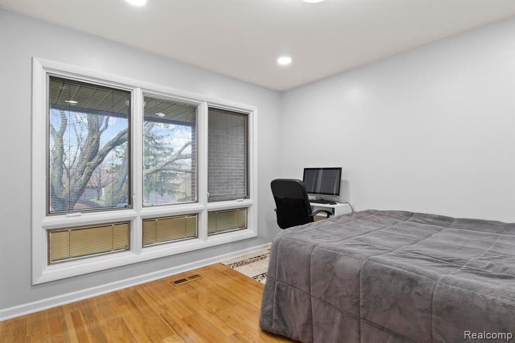 12 BLAIR Lane, Dearborn, MI 48120 — Photo 17