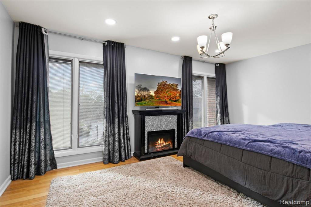 12 BLAIR Lane, Dearborn, MI 48120 — Photo 19
