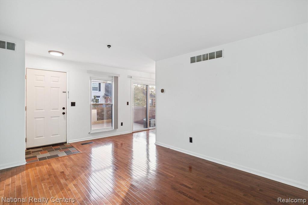 41156 NORTHWIND Drive, Canton, MI 48188 — Photo 17