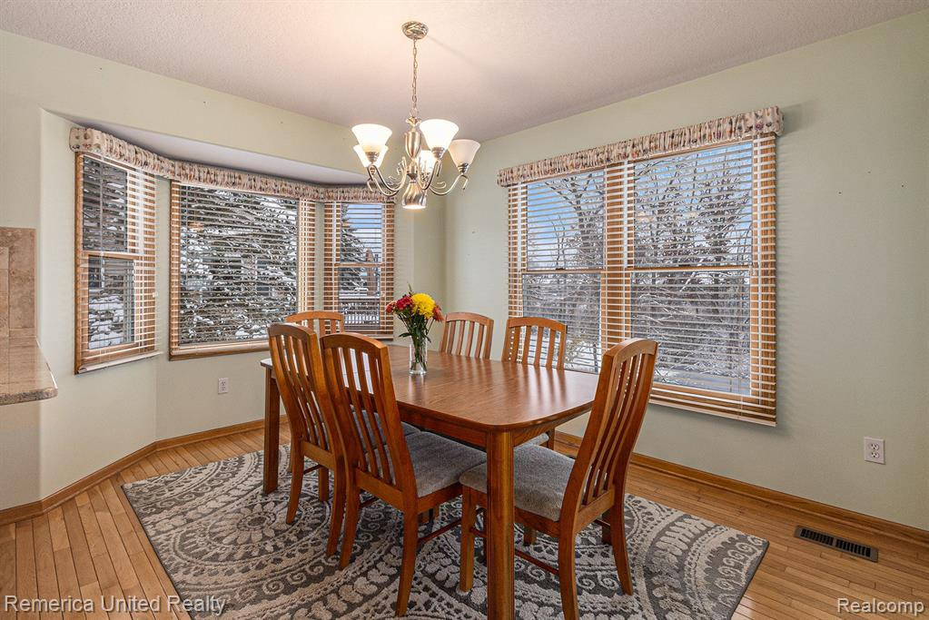 939 PERSIMMON Drive, Brighton, MI 48116 — Photo 13