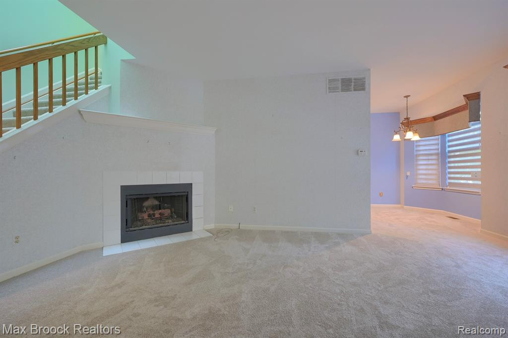 29389 BREEZEWOOD, Farmington Hills, MI 48331 — Photo 5