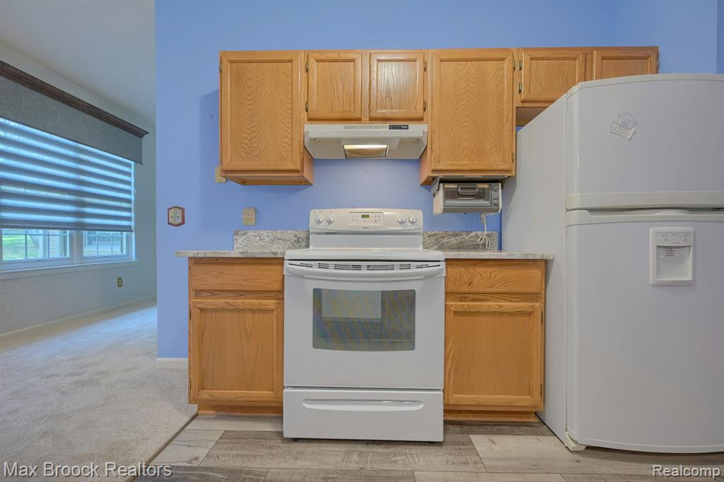 29389 BREEZEWOOD, Farmington Hills, MI 48331 — Photo 10