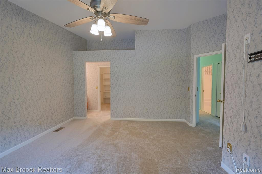 29389 BREEZEWOOD, Farmington Hills, MI 48331 — Photo 15