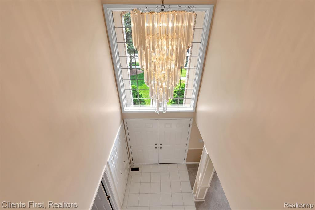 465 TORRINGTON Drive W, Canton, MI 48188 — Photo 9