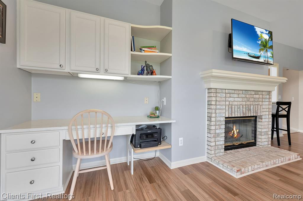465 TORRINGTON Drive W, Canton, MI 48188 — Photo 26