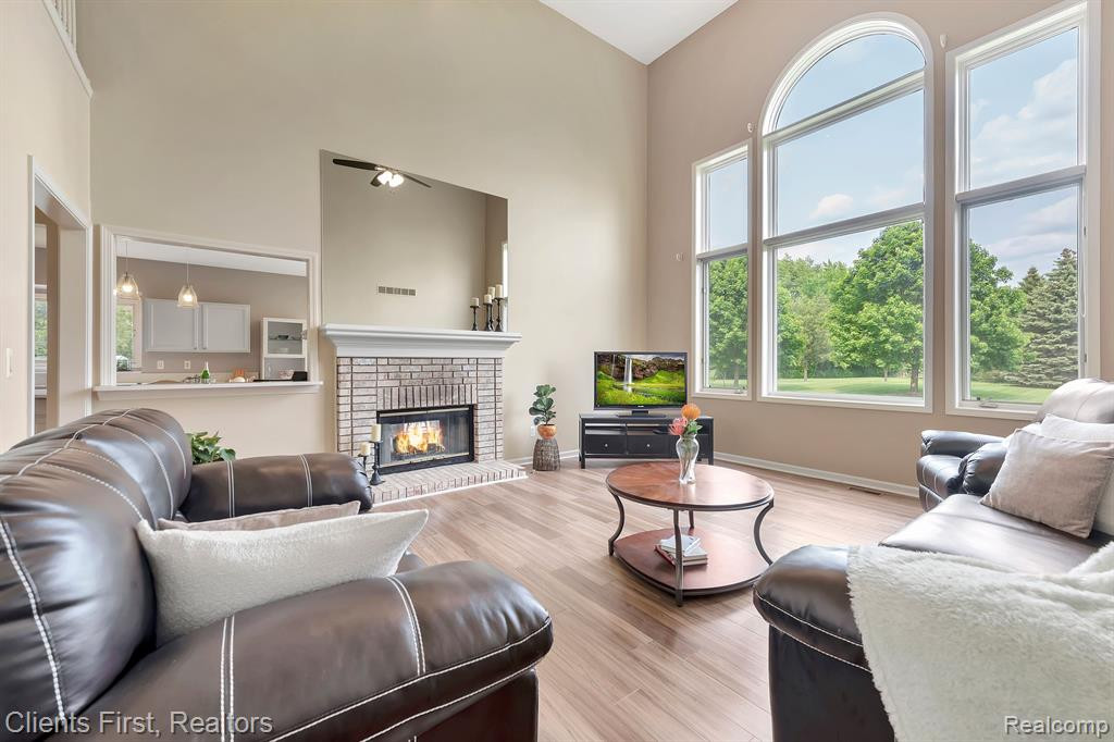 465 TORRINGTON Drive W, Canton, MI 48188 — Photo 29