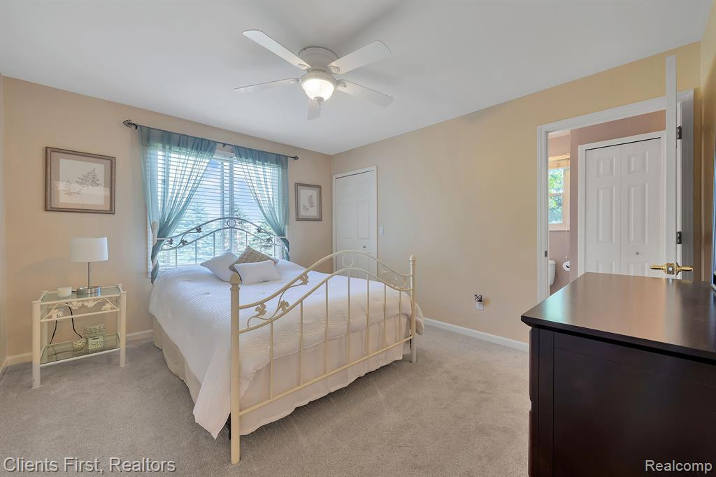 465 TORRINGTON Drive W, Canton, MI 48188 — Photo 49