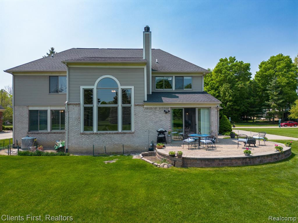 465 TORRINGTON Drive W, Canton, MI 48188 — Photo 72