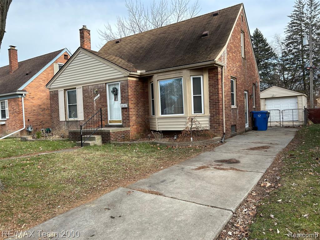 8306 GRAYFIELD Street, Dearborn Heights, MI 48127 — Photo 2