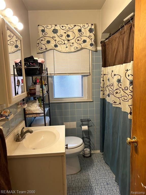 8306 GRAYFIELD Street, Dearborn Heights, MI 48127 — Photo 11