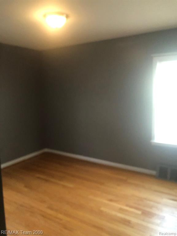 8306 GRAYFIELD Street, Dearborn Heights, MI 48127 — Photo 14