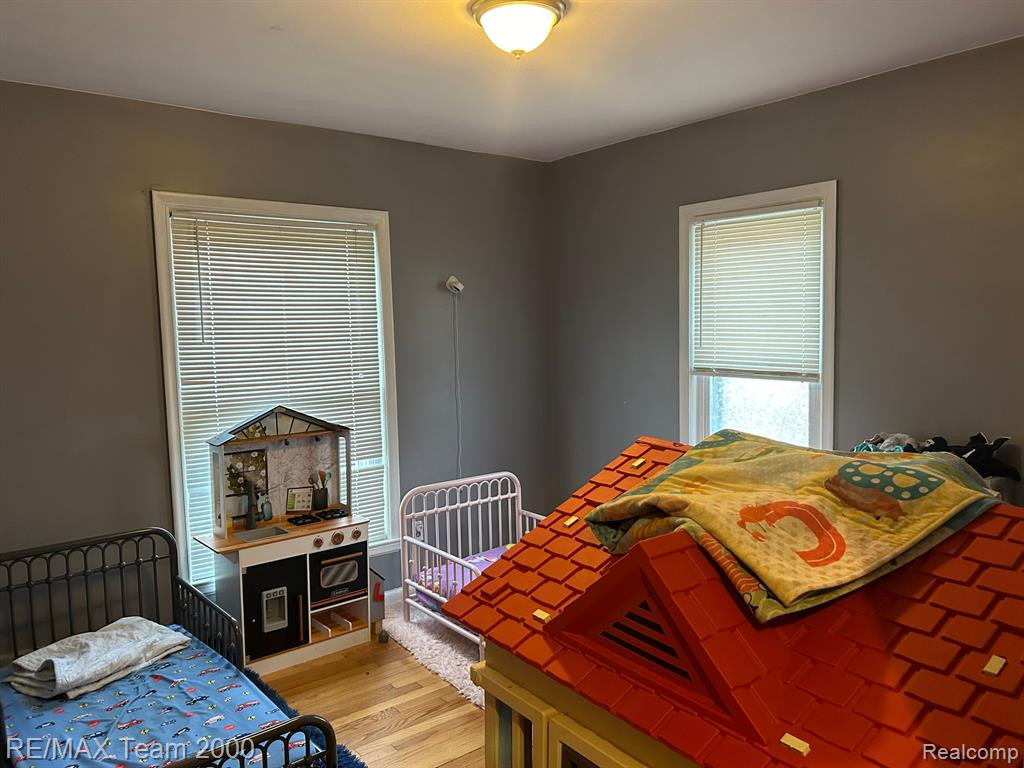 8306 GRAYFIELD Street, Dearborn Heights, MI 48127 — Photo 15