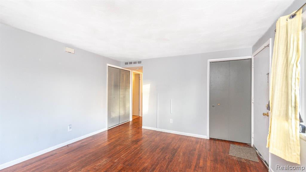 12 METROVIEW Court, Ann Arbor, MI 48108 — Photo 3