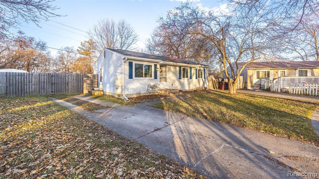 12 METROVIEW Court, Ann Arbor, MI 48108 — Photo 20