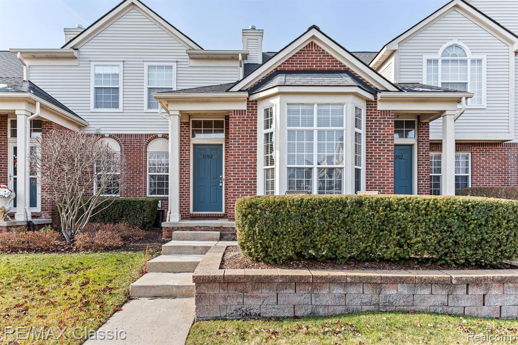 31102 Alexa Drive, Walled Lake, MI 48390 — front exterior