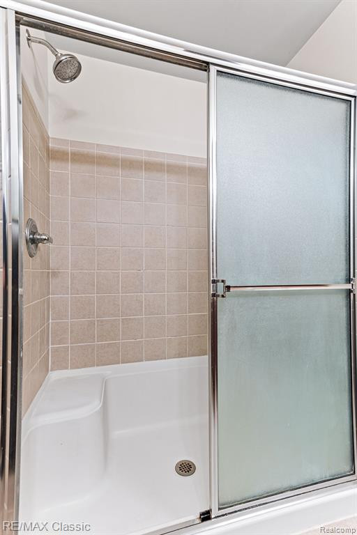 31102 Alexa Drive, Walled Lake, MI 48390 — Photo 17