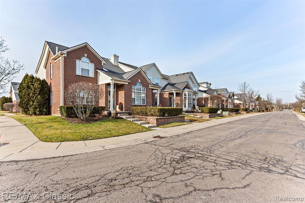 31102 Alexa Drive, Walled Lake, MI 48390 — Photo 31