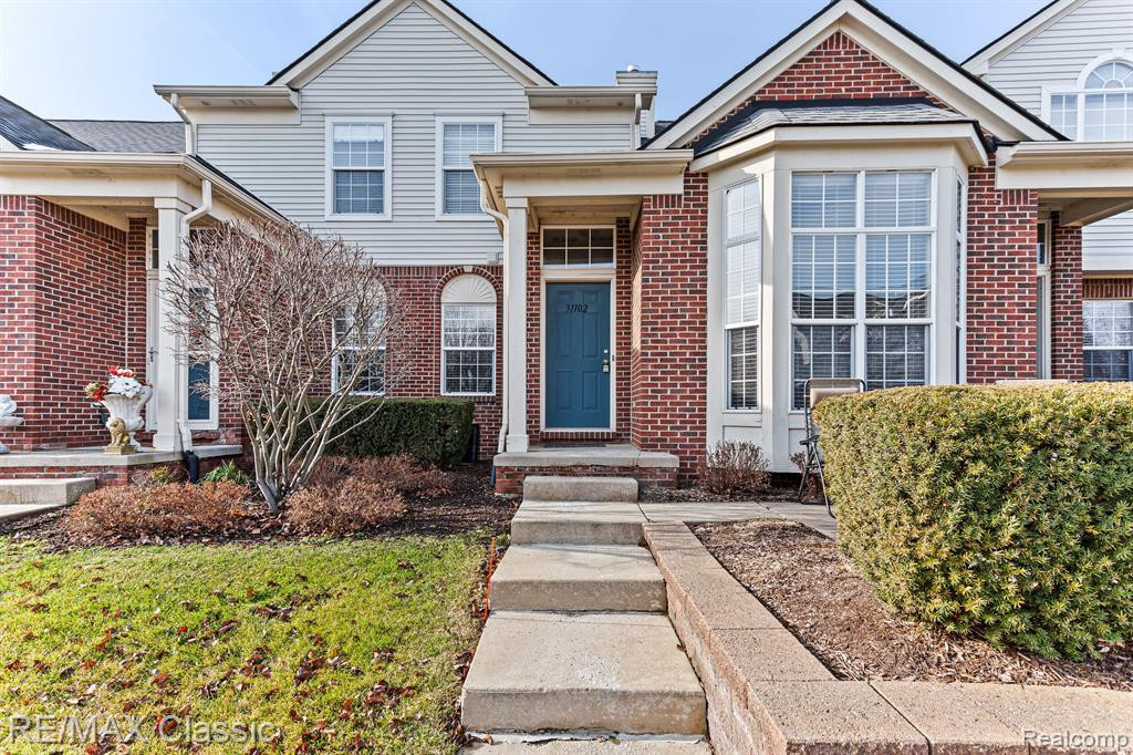 31102 Alexa Drive, Walled Lake, MI 48390 — Photo 36