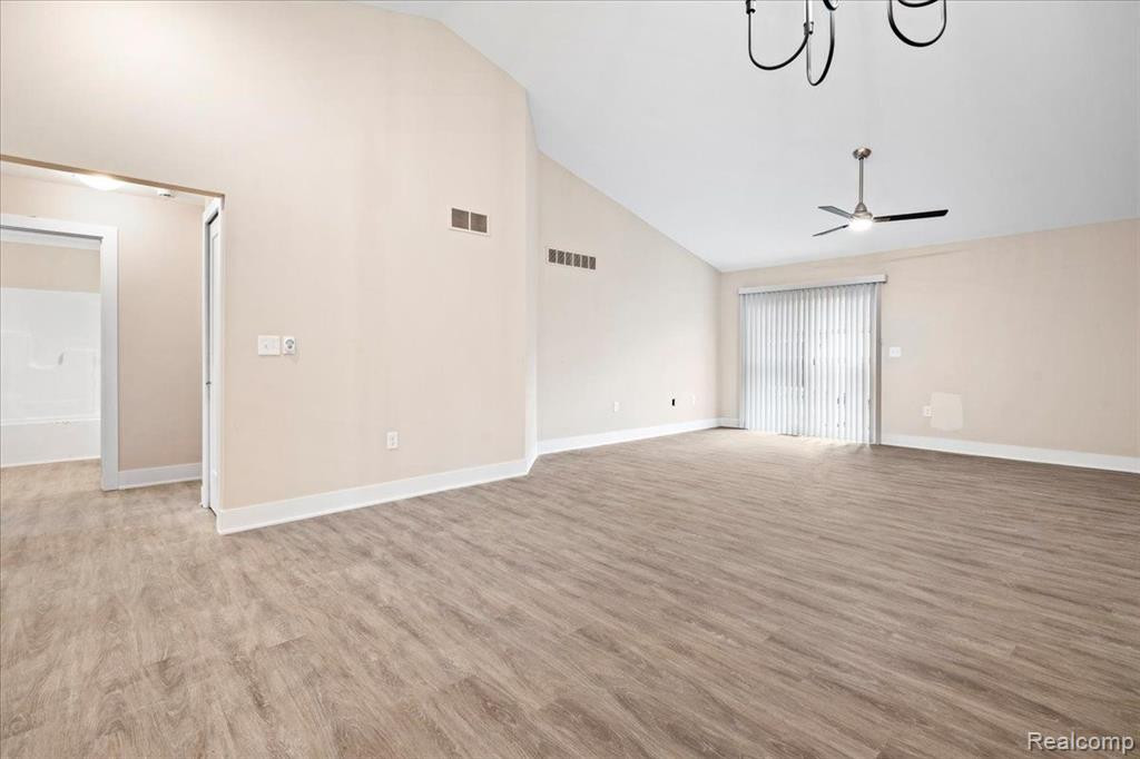 1864 WEXFORD Drive, Ypsilanti, MI 48198 — Photo 6