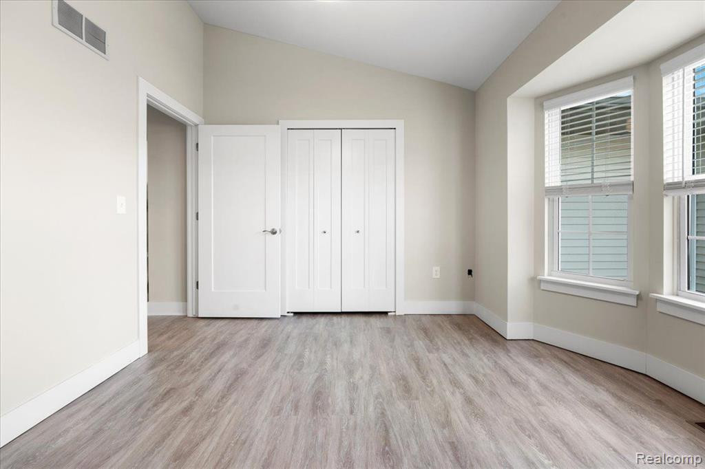 1864 WEXFORD Drive, Ypsilanti, MI 48198 — Photo 15