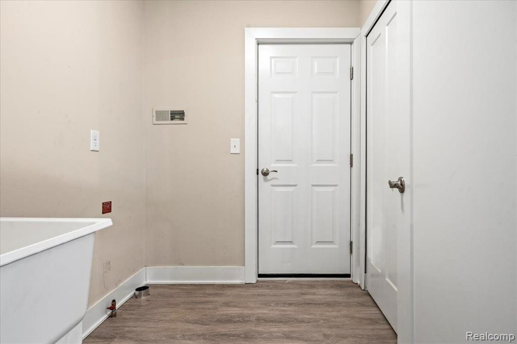 1864 WEXFORD Drive, Ypsilanti, MI 48198 — Photo 19