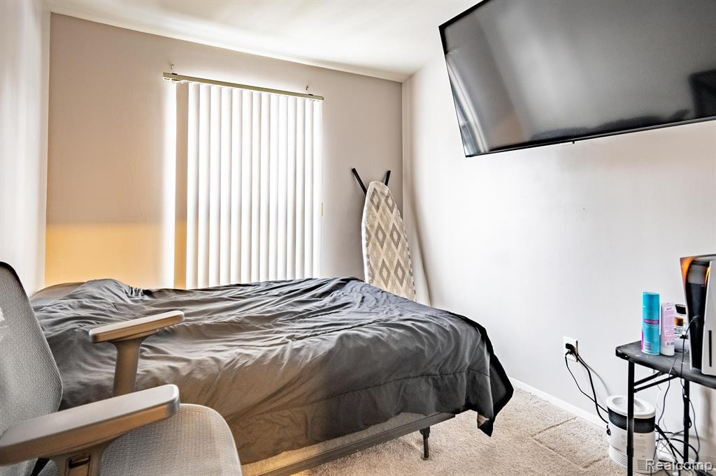 31107 COUNTRY, Farmington Hills, MI 48331 — Photo 17