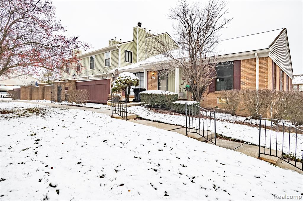 31107 COUNTRY, Farmington Hills, MI 48331 — Photo 23