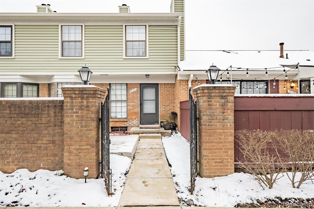 31107 COUNTRY, Farmington Hills, MI 48331 — Photo 24