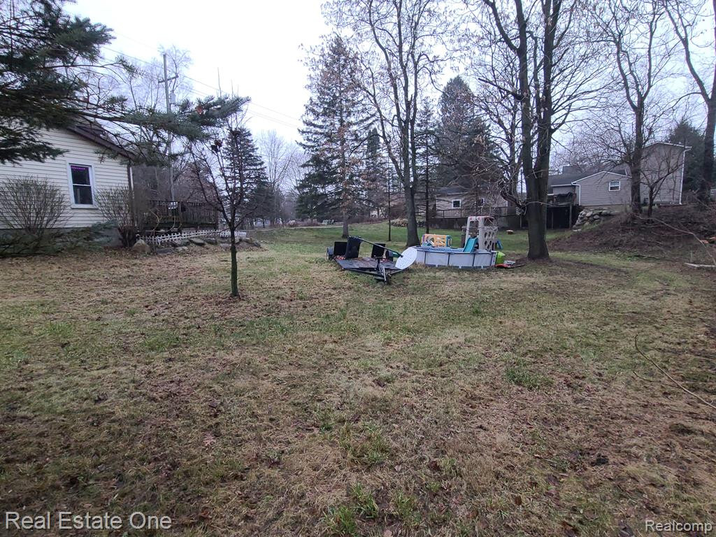 258 E HIGH Street, Metamora, MI 48455 — Photo 5