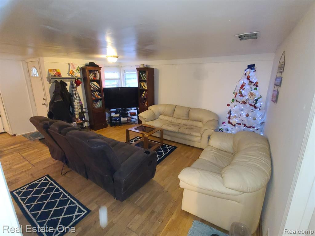 258 E HIGH Street, Metamora, MI 48455 — Photo 14