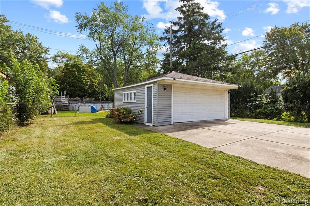 5009 CAMPBELL Street, Dearborn Heights, MI 48125 — Photo 5