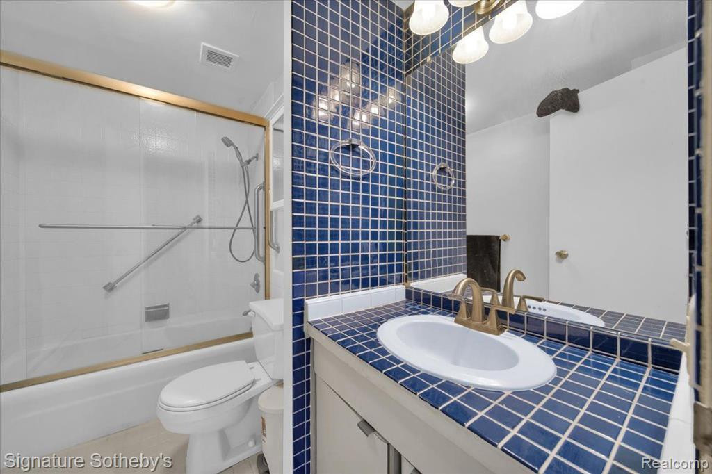 8200 E JEFFERSON Avenue, 509, Detroit, MI 48214 — Photo 17