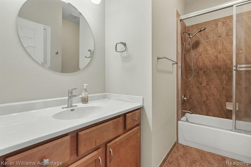 45897 GRAYSTONE Lane, Canton, MI 48187 — Photo 19
