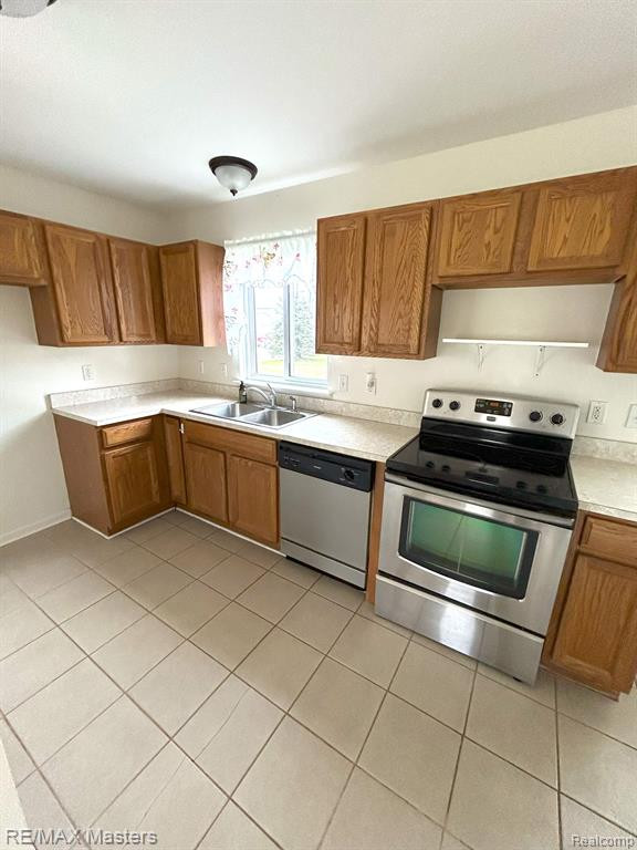23352 STILES, Trenton, MI 48183 — Photo 5
